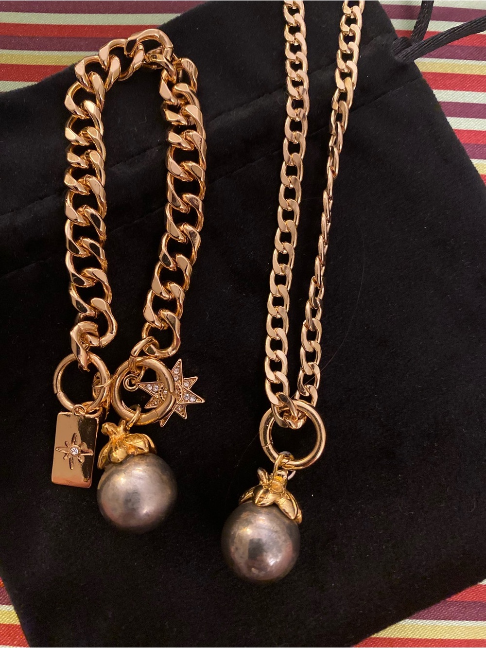 Gold-Tone Chain Necklace and Bracelet Set with Dark Gray Pearl Charm